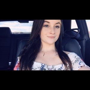 Meet your Posher, Bre anna